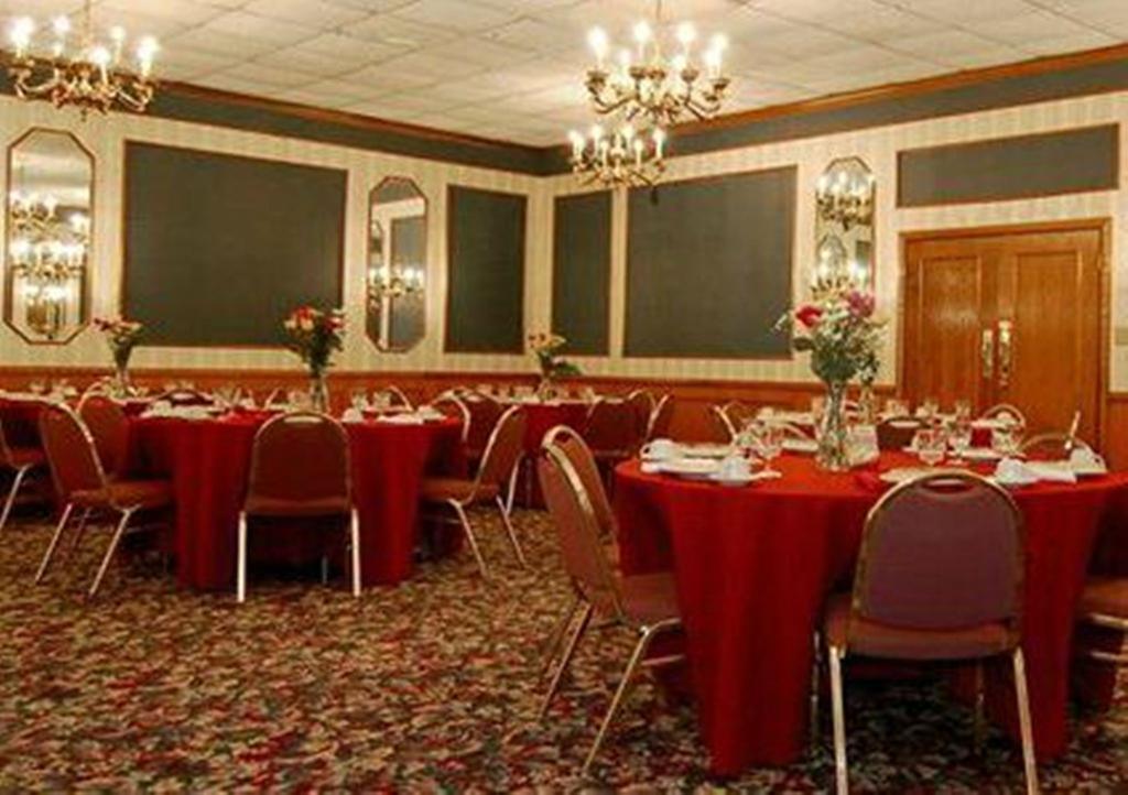 Red Carpet Inn & Suites Carneys Point/Wilmington Ресторант снимка